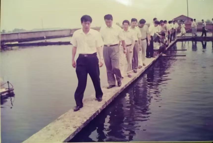 鳗谈往事|主政福建期间视察养鳗业，习近平大力推进农业产业现代化